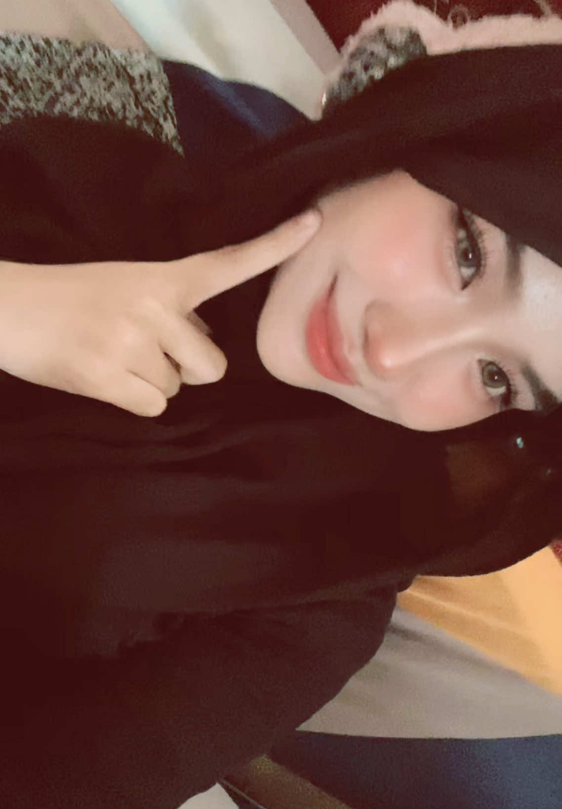 ><
