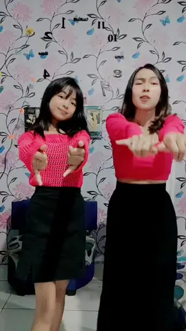 #likemotherlikedaughter #mamamudatiktok #mamamediumwell #makinmenyala🔥🔥 #soundhoreg 