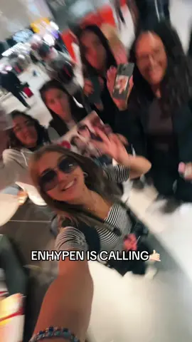 berlino arriviamooooo #enhypen #walkthelinetour #europetour #kpop #fyp 