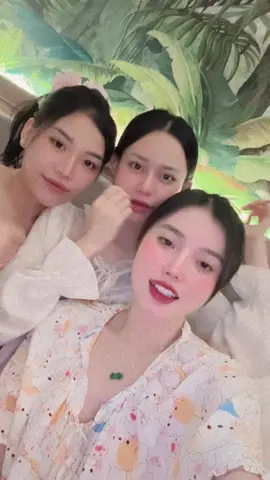 @Weiwei @Bơ🥑 . Mãi keo