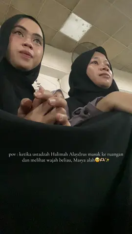 langsung merinding melihat aura beliau yang Masya Allah 😭❤️#ustadzahhaimahalaydrus #fyp #nawakhijrahmalang #nawakhijrahnisa 