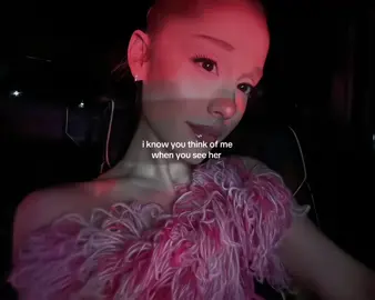 #arianagrande 