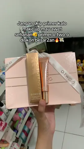 O.TWO.O Makeup Base Cream primer diskon!!!