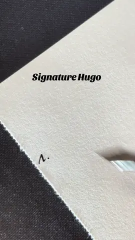 How to sign the letter Hugo ? 