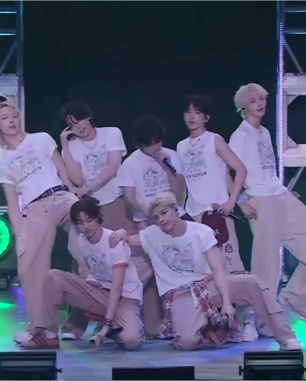 250831 &TEAM performing 