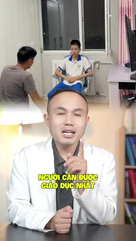 Người cần được giáo dục nhất không phải con mà chính là người cha #education #LearnOnTikTok #duocsichat #giadinh #treem 