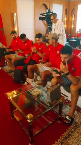 وصول بعتة المنتخب إلى ارض الوطن #foryour #dimamaghrib #المنتخب_المغربي #adamlebg012 