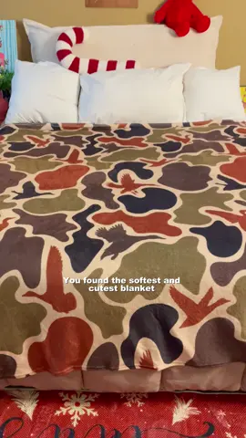The ultimate duck camouflage blanket! #duckcamoflauge #CozyOutdoor #HuntingGear #CamoStyle #NatureVibes#hunting #hunting #kidsblanket #kidsbedroom #bedroomdecor #camouflage #camo #deerhunting #duckhunting #toddlerroom #boysroom #countryboy #camogrind