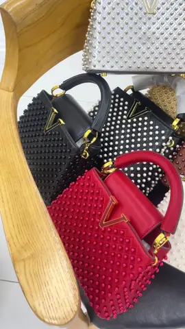 Available on pre order #wholesale #preorder #bag 