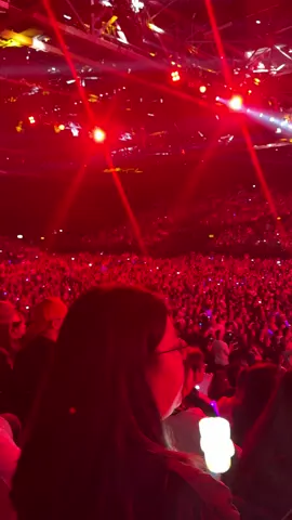 ASAP in England 2025; Ms Regine Velasquez-Alcasid sing Shine #asapinengland #kapamilya #artist #songbird #birmingham 