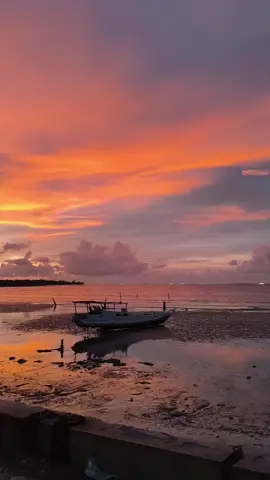 Sunset Kupang Bikin Candu 🫠 #sunsetkupang🌅 #fypシ゚ #kupangpride🏝️🌴 