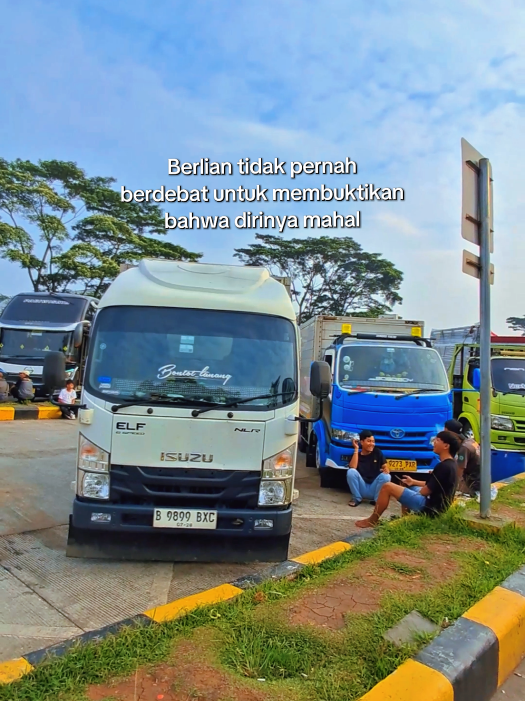 yang mewah pasti bungkusnya biasa aja#fouryoupage #drivermudapunyacerita #sadstory 