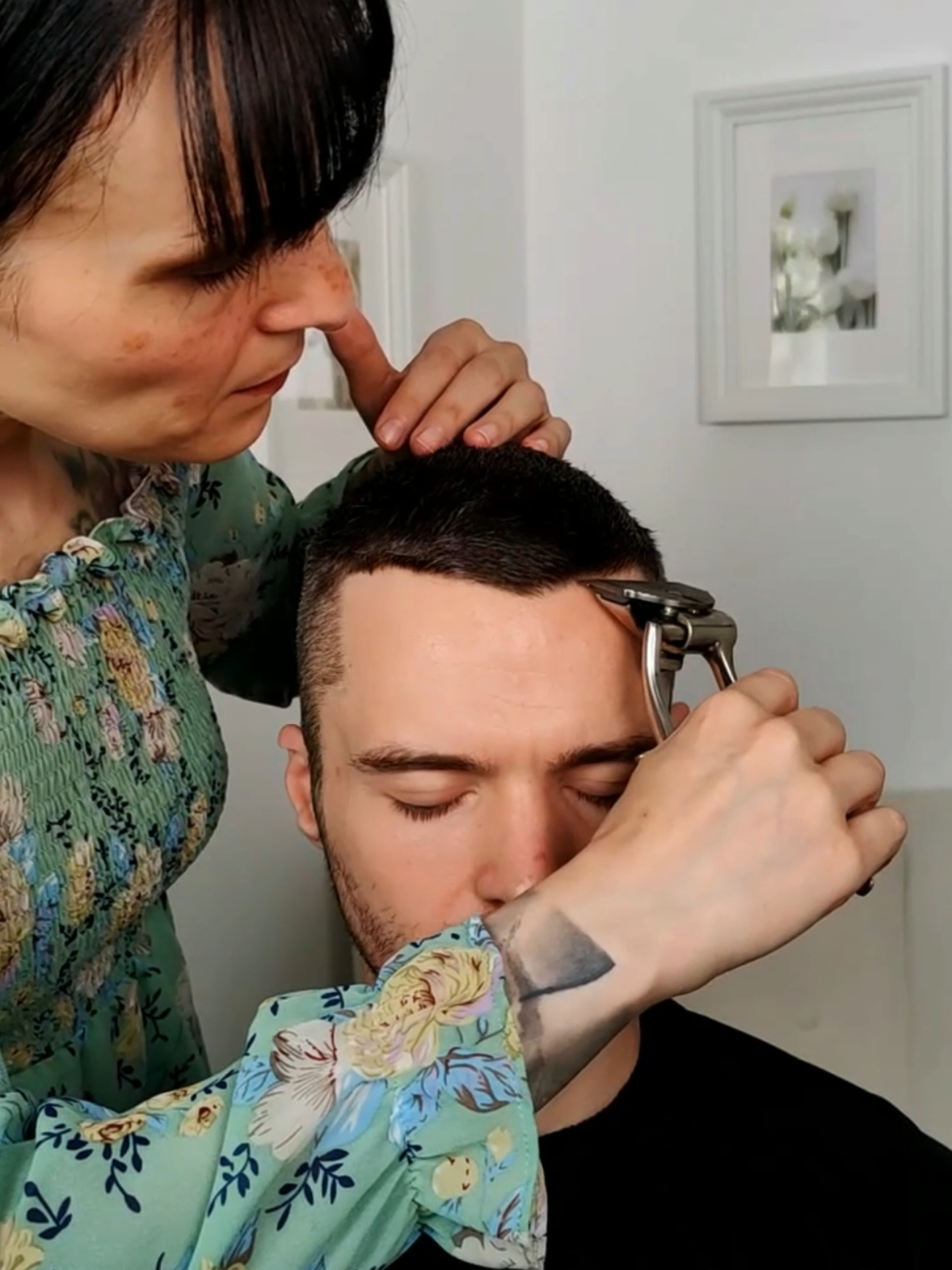 Trim and fresh up Buzz Cut #asmr #asmrvideo 