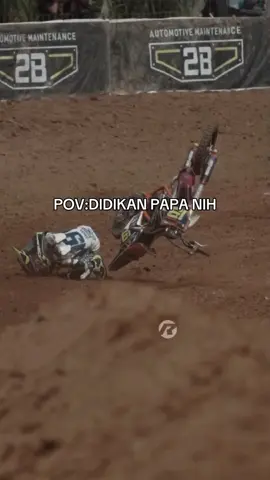 papa tangkap nih😁 #trail#pembalap#joki#grastrackindonesia #motocross 