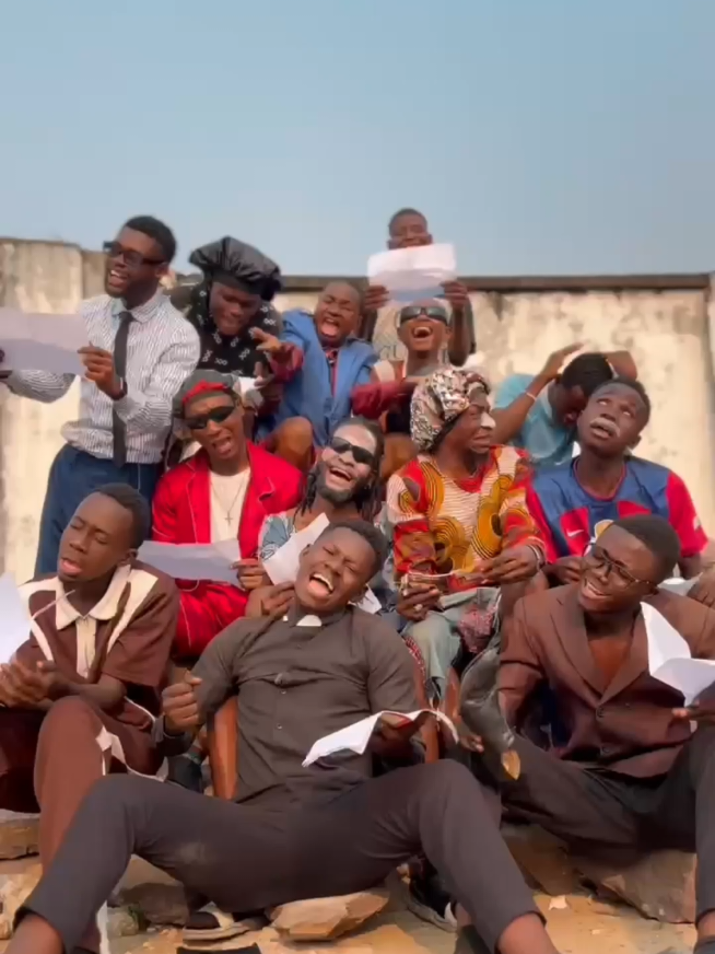 quand la chorale chante😂 #goviral #challenges_tiktok #tiktokciv🇨🇮❤️ @2͓̽4͓̽G͓̽H͓̽🌍🌟🕊️ 