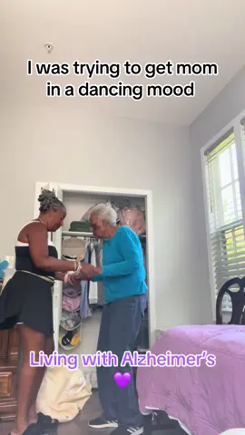 #dancingwithmom #alzheimersawareness #alzheimers #livingwithalzheimers #alzheimerssucks💜 