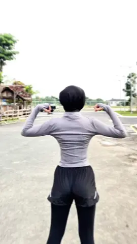 #CapCut tim bahu lebar merapat #pelarikonten #Running #fyp #trending 