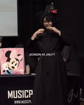at the fanmeeting #kpopdemonhunter #yangjeongin #스트레이키즈 #straykids #jeonginskz #cosplay #skzstay #stay #foryoupagе #fyp #xyzabc #viral 