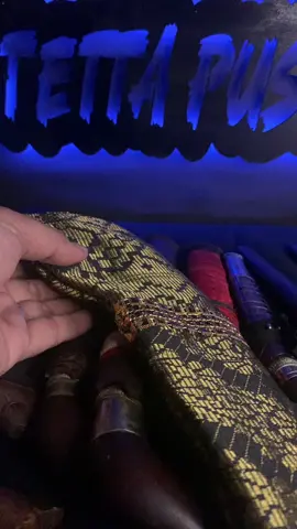 Salah Satu Koleksi Pribadi Kesayangan Sy Yaitu Badik Lu’ Batu Dgn Ketadaan Batulappa Dipangkal Dan Uleng Puleng Dan Satu Lagi Marrakapeng Tungke. #pemaharanpusaka #galeripusaka #bugisviral #pecintapusaka #fyp 