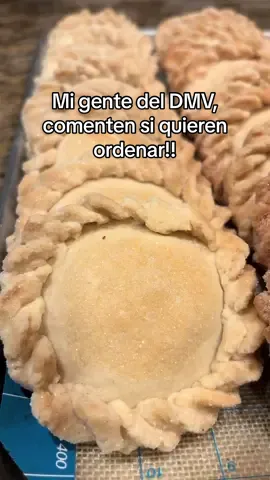 Que esperan para Ordenar!  Les tenemos cajita feliz de Pastelitos de piña, cajita feliz de pastelitos de leche, cajita feliz de quesadillas! Coméntame o mándame mensaje si queres ordenar vayaaaaa! 😜#foryoupage #viraltiktokvideo #dmv #fyp #manassas 