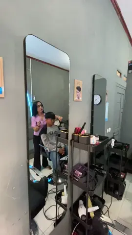 #barbermajalengka #barbershop #leuwimundingmajalengka #majalengka #salonmajalengka 