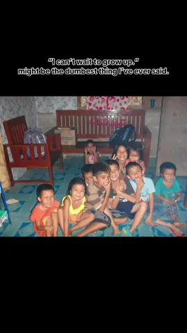 #nostalgia #foryoupage #humansbeinghumans #fyp #childhoodmemories 