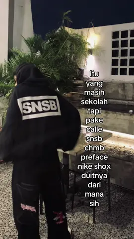 heran deh #masukberanda #foryoupage #outfitideas 