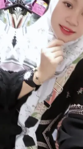 neng kene Yo krjo Yo golek Duwet .bengi ne mlok ngaji mbe majikan