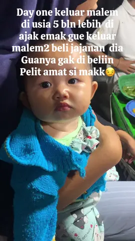 Di belakang lagi lomba karaoke guyss jadi rame pake banget aku yg ketiduran di motor kebangun krna rame bgtt ini pertama kali aku keluar malem loh ternyata seasikk ini ya jalan jalan malem 😁😁 #pyf #bayilucu #cucupertama #cucuvsbontot #viraltiktok 
