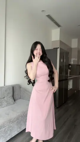 Đã ebemeo rùi còn đầm body nữa 🤒@xixeoshop