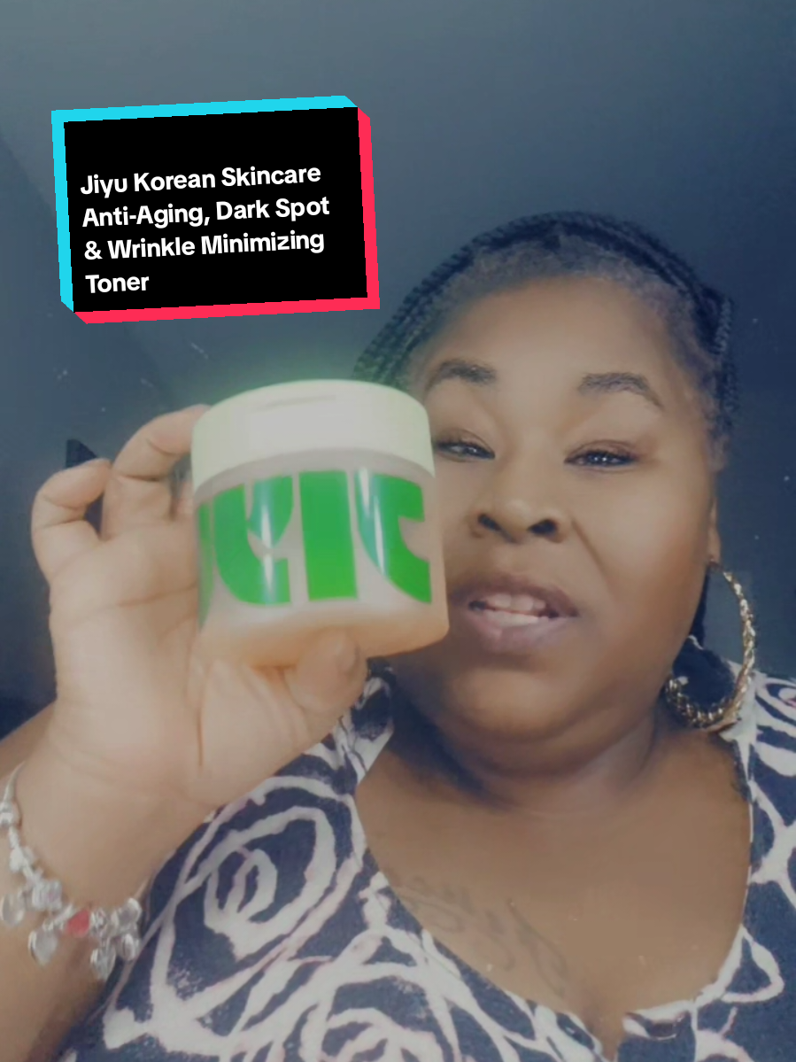 Jiyu Korean Skincare Anti-Aging, Dark Spot & Wrinkle Minimizing Toner Pads with Snail Mucin, Centella Asiatica, Niacinamide, Peptide Complex. #tiktokshop #tiktokmademebuyit  #tonerpads  #brownskingirrl💜🤎💜🤎 