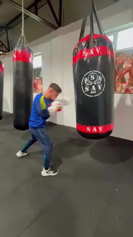 🥊🔥 4 Septembrie – România 🇷🇴 vs Italia 🇮🇹 📍 Sala Sporturilor, Deva Hai să fim alături de echipa României în ring! 💥 🎟️ Bilete: Gîrleanu Boxing Gym & Shopping City Deva #HaiRomania #Boxing #FightNight #RomaniaVsItalia #BoxingLife #GirleanuBoxingGym #Deva #BoxingCommunity #SportsTok #BoxingFans 