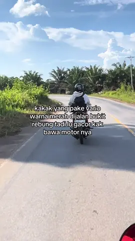 ngeri uyy kakak bawa motornya😬#touring #4uyou #kwbgank#vario125 #fypageシ
