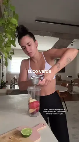 todo dia de manhã agora tem esse suco 🌱💚