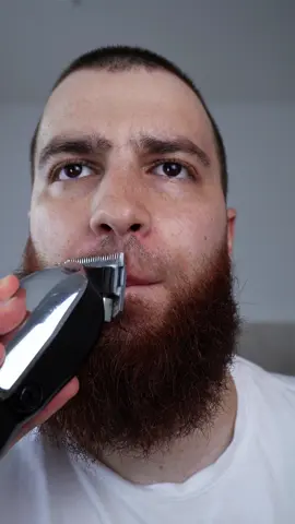 Sunday reset with beardcare & skincare – starting the week fresh and disciplined. Do you guys also take Sundays for self-care?  #beardcare #skincare #mensgrooming #sundayreset 
