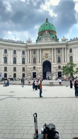 Hofburg Palace: Former imperial winter residence of the Habsburgs 👑 Expansive complex featuring Gothic, Renaissance, Baroque, and Rococo architecture 🏛️ Home to the Imperial Apartments, Sisi Museum, and the Imperial Silver Collection 🏺 Includes the Spanish Riding School and the Austrian National Library 📚 #viennatravel #viennatraveltips #viennatravelguide #viennaaustria #viennaspots 