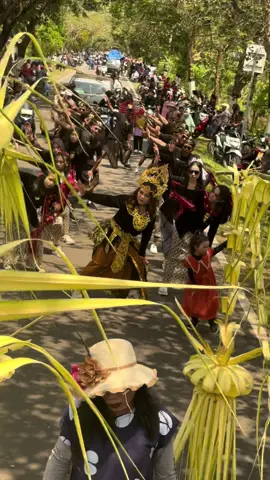 …” #suruhanlorbandung #bariskreasi #karnavalmini #bandungtulungagung #fypシ゚ 