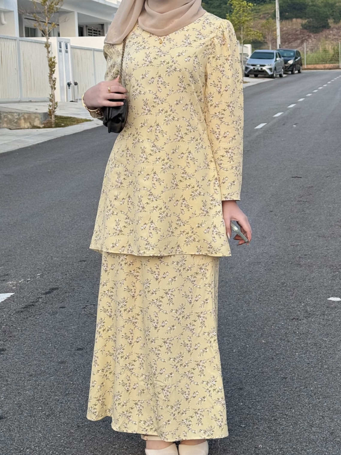 Cantik kan baju putri pakai , cepat grab dekat beg kuning ada colour lain jugakk #bajukurungmoden #bajukurung #fyp #fyppppppppppppppppppppppp 