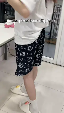 Kitty chưa bao giờ hết hott lun 😘#quanshort #quanbigsize #quandibien #quanduinam #quanduibigsize 