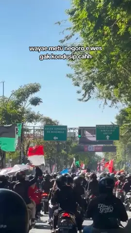 Surabaya membara🔥 #fyp #masukberanda #demosurabaya #1312 #mahasiswa 