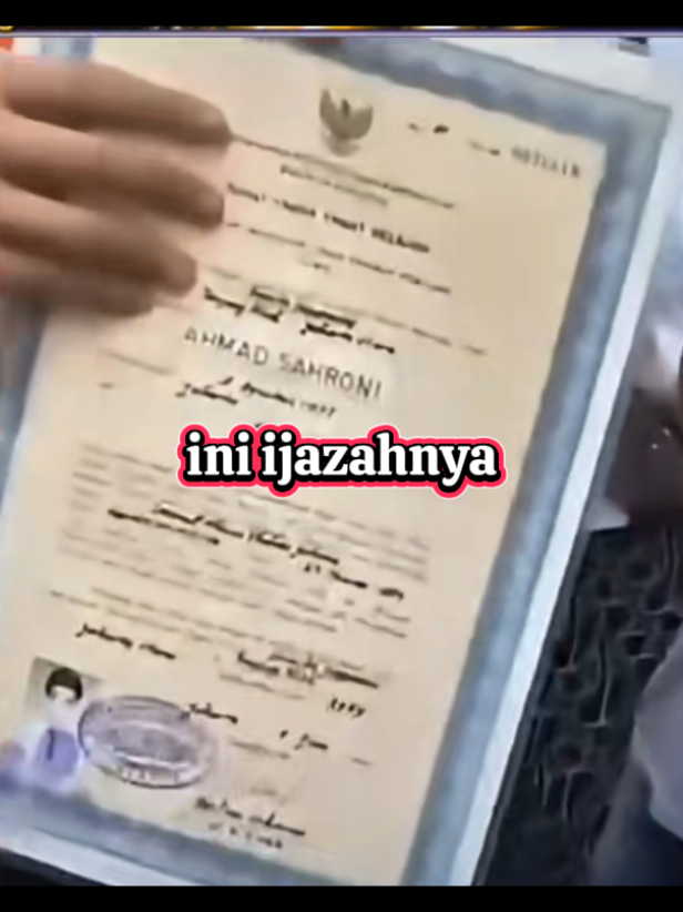 pantas aja mulut nya gak bisa disaring ternyata aslinya ginian.Ahmad Sahroni.#rezim 