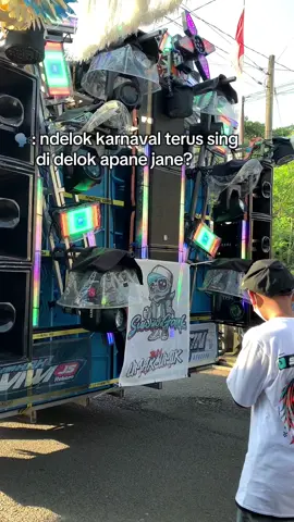 Guyon lho cah🤣#dancer #karnavalsoundsystem#fyppppoppoppppppppppppppp#kudus24jam#masukberanda