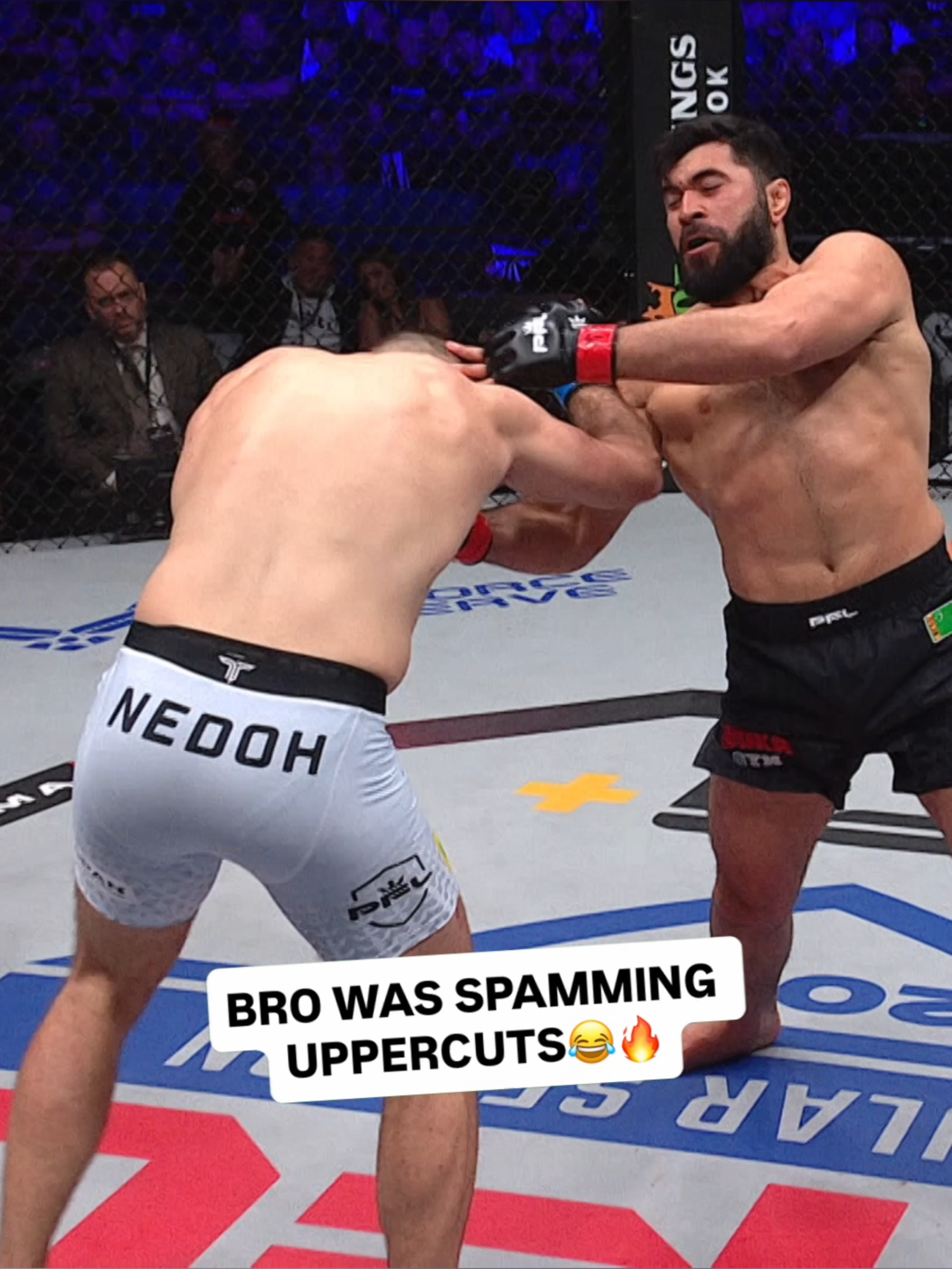 🎮🐺 Dovlet “The Wolfhound” Yagshimuradov out here spamming the uppercut button IRL 😳👊 He’s back Oct 3 in Dubai vs Corey Anderson for the Light Heavyweight strap 🏆🔥