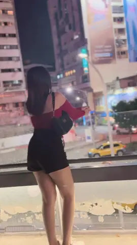 Sengaja diam seperti orang tolol supaya aku tau seperti apa orang yang ku anggap baik..ternyata janji hanyalah pemanis dan selebihnya cuma omong kosong