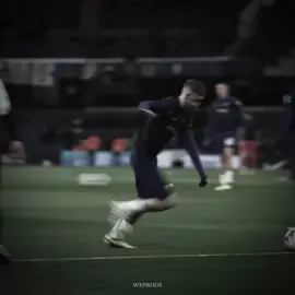 It’s cold in here #colepalmer #palmer #colepalmeredit #footballtiktok #edit 