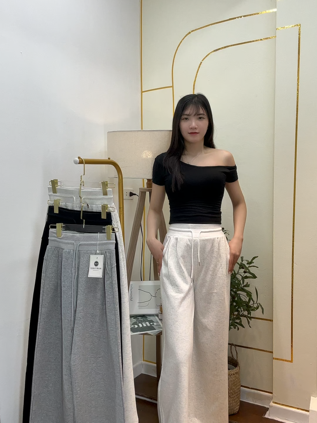 Chiếc quần không thể thiếu trong tủ quần áo#quanongrong #xuhuogtiktok #quankesoc #quannucapcao #quanni