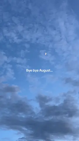 🩶 August slipped away into a moment in time… #taylorswift #ts #fyp #swifttok #folklore 