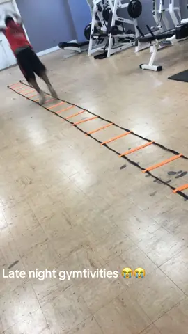 What a time to be alive my guy ! @NizzleNuke 😂😂😂 #SlipnSlide #Gymtivities 