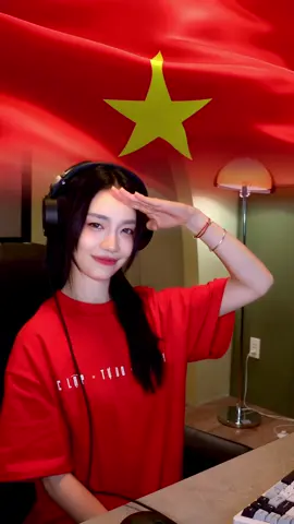 Còn gì đẹp hơn 🇻🇳❤️ #HoangDuyen #Congidephon #quockhanh 