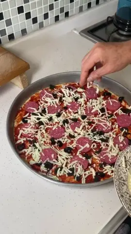 IF YOU EAT AT A PLACE 1000 TL, IF YOU EAT AT HOME 200 TL (Even Pizzerias Can't Make This Tasty) #pizza #Recipe #viralfood #turkishfood 